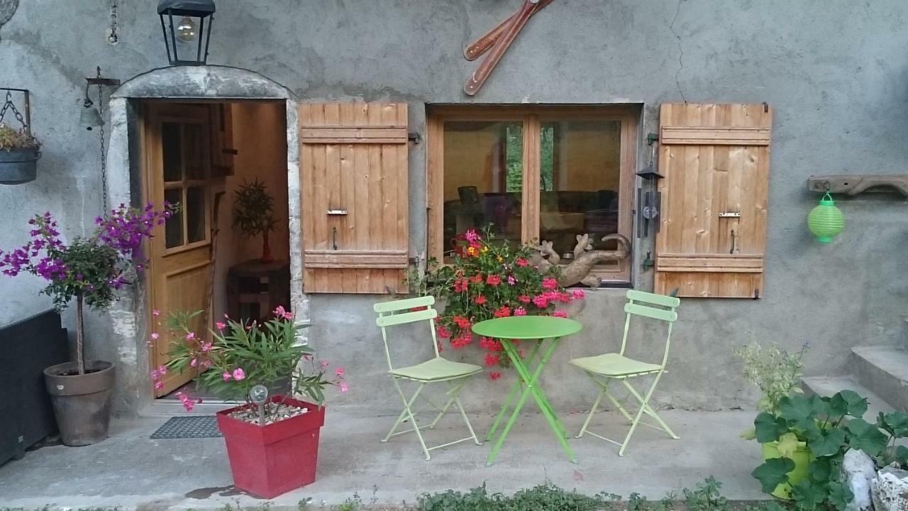 Villa Ferme Familiale Chez Lili Alex Exterior foto